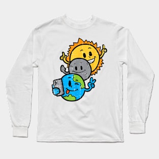 Slefie Earth Moon Sun Funny Total Solar Eclipse 2024 GIft For Boys Girls kids Long Sleeve T-Shirt